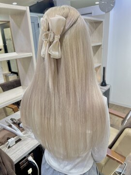 ラピス 新宿(Lapis) 【lapis新宿】大人可愛いホワイトロング