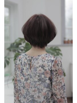 フォルテ 藤枝エピ店 後ろ姿がフレンチショート