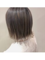 ラッド 心斎橋店(RAD)&nbsp;シルバーベージュ ボブ