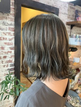 ヘアー アイス カンナ(HAIR ICI Canna) オリーブカーキ×くすみカラー×ハイライト