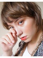 パール(PearL)&nbsp;《PearL》ハイトーンショートウルフミルクティーベージュ