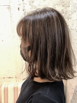 ペネロープ(Penelope) 外はね/ボブ/ハイライト　担当　夕島