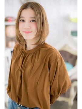 ミック 日暮里店(miq) センターパート＆外国人風メルトカラー透明感ミディa1