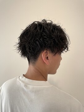 ルート(ROUTE) 緩めツイストスパイラルパーマ