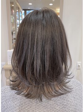 アルターリール(aL ter Rire) 【Rire尚平】極細ハイライトグレージュ×外ハネくびれミディ★