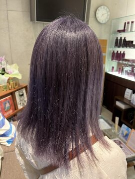 エム インターナショナル 春日部本店(EMU international) 透明感のパープルカラー