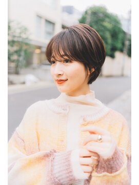 ガーデン オオタカノモリ(garden otakanomori) 20代30代大人かわいい耳掛けショート×アッシュグレーベージュ