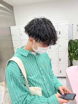 キャンディ 横浜(CANDY) 【岸本泰芽指名】波巻きパーマ/刈り上げマッシュ