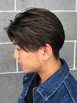 ディスコネクト(DISCO-N-NECT) メンズショート　刈り上げ　ハイライト　束感　アッシュベージュ