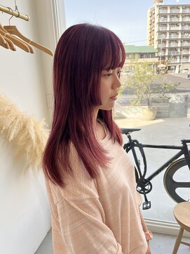 エマン(AIMANT) レイヤー×ピンクカラー