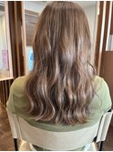 シフォンベージュ