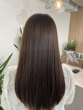 ラベスト バイ セロ 池袋メトロポリタン前(LOVEST by CERO) ロング/弱酸性縮毛矯正［池袋駅 髪質改善 ］