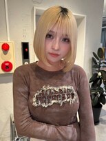 ゼストプラス(ZEST plus)&nbsp;透明感たっぷり大人シンプルボブ