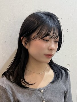 シド 表参道(s.i.d) くびれミディアム×透明感カラー