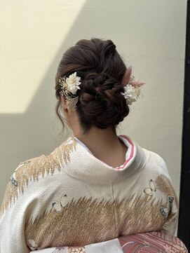 アオトソラ ママのセットと着付け