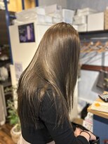 ロミー(Romy) フォギーベージュ