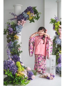 ラブリッシュ(LOVERICHE)の写真/【着物レンタルあり】2026年七五三着付けご予約受付中!系列スタジオでも撮影可能★大切な日はLOVERICHEへ*