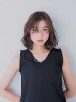 ハクヘアー(hacu hair)&nbsp;グロッシーミディ、外国人風ウエーブ