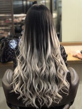 ラピス 渋谷本店(Lapis) 【lapis渋谷】グラデーション風ホワイト