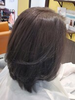 スリービープラス(3beplus)&nbsp;秋らしい深いネイビーアッシュグレージュ☆