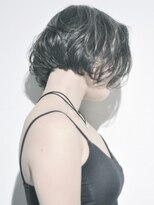 ココ 本八幡(KOKO)&nbsp;黒髪クラゲヘアーオリーブグレー小顔ココアベージュ丸型卵型ボブ