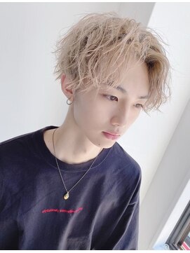 アンダーバーホワイト 静岡店(_WHITE) センターパート