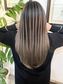 リアンバイアリュール(Lian by Allure) 《Lian by Allure》小田桐 潤 バレイヤージュカラー