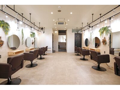 アグ ヘアー ルッチ 山鹿店(Agu hair rucci)