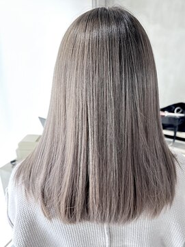 トリニティ(trinity) 透明感髪質改善ブリーチカラー【豊見城　糸満　南風原】