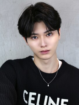 ザ サードヘアー 柏(THE 3rd HAIR) 韓国かきあげコンマバングセンターパート