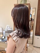 ビュートリアム265(BEAUTRIUM 265)&nbsp;艶カラー 艶髪 ラベンダーピンク 重めミディアム 顔周りレイヤー