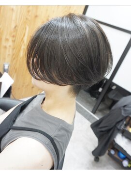 ヘアテリア リュウ 大塚(hair teria ryu) センターパート/ショートボブ/刈り上げ
