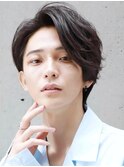 耳かけミディアムショート