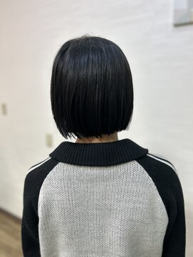 エヌプラス ヘアー(N+ hair) 切りっぱなしボブ