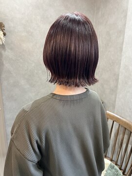 ウル(ulu.) 大人可愛い♪切りっぱなしボブ×バイオレットカラー