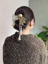 レクタ(recta)&nbsp;卒業式 成人式 振袖 袴ヘア ヘアアレンジ お団子 タイト 韓国風