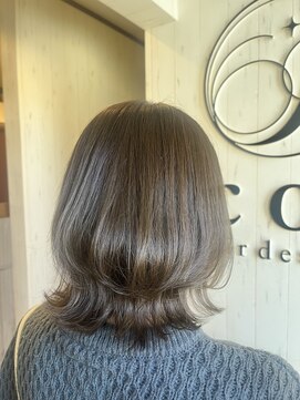 イコウヘアデザイン(icou hair design) クビレイヤー×オリーブベージュ