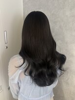 モク(mok)&nbsp;透明感カラーで叶う艶々美髪