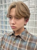 サンクマーケット 渋谷(cinq MARKET)&nbsp;渋谷メンズブリーチカラーミルクティーベージュセンターパート