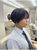 刈り上げショートヘア