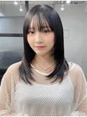 小顔 前髪 レイヤーカット オリーブグレー 黒髪"