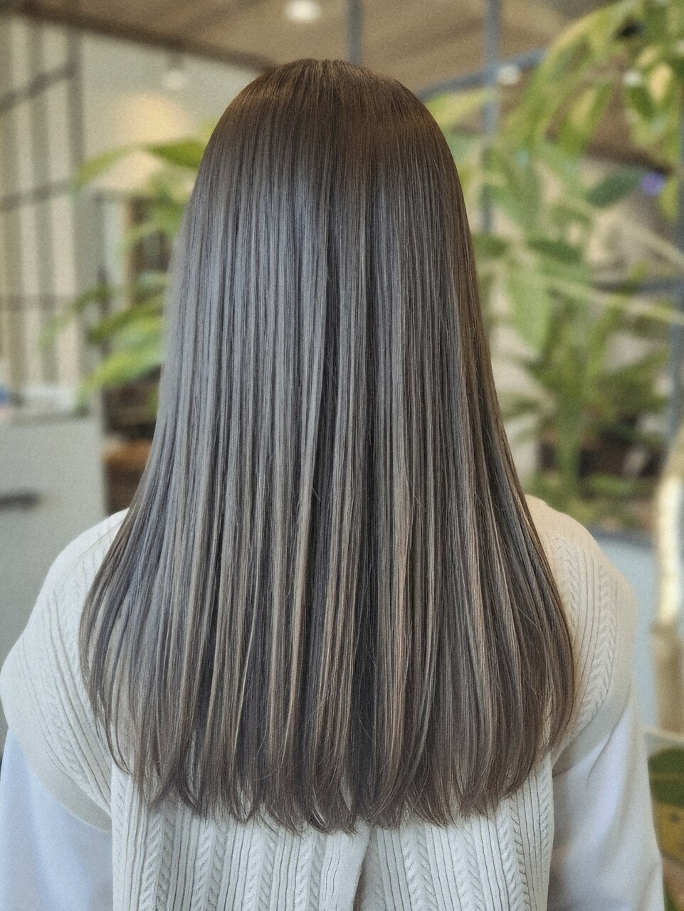 2026年冬】オリーブアッシュ ロングの髪型・ヘアアレンジ｜人気順