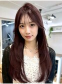 顔まわりにゆるく動きをつけた大人美人ヘア