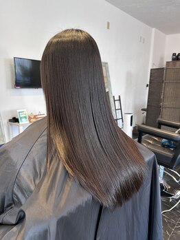 テラ(Terra)の写真/地毛のように自然なうるさらストレートに。持続性高く長持ち◎柔らかな仕上がりで、朝のお手入れも簡単♪