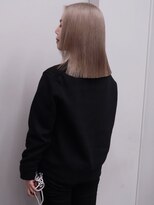 ヴァーディ オモテサンドウ(Vardy omotesando)&nbsp;beige/ホワイトベージュ ハイトーンボブ ロブ モード