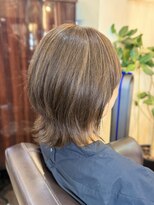 キャラ 池袋本店(CHARA)&nbsp;くびれ外ハネレイヤーボブ◎白髪ぼかしハイライト【池袋/ボブ】