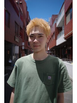 ディスデイバイネルケ 立川(Thisday by nelke) ハイトーンブリーチ束感ショートメンズカット立川