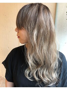 エイト 福岡天神店(EIGHT fukuoka) 【EIGHT福岡】nabe_外国人風バレイヤージュペールブロンド☆