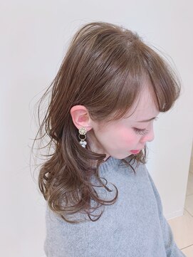 フレイストート(Frais Tout) ブリーチしなくても外国人風エアリーロング ◎20代30代40代