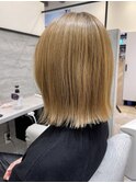 ぱつっと切りっぱなしボブ